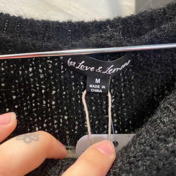 Meggy Oversized Sweater - Picture 8 of 12